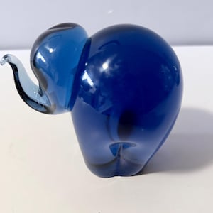 Wedgwood Blue Elephant 花瓶 Elephant Wedgwood Blue メルカリ 花瓶