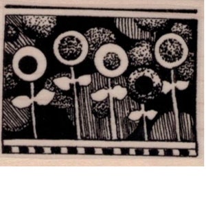 Könnte beinhalten: Schwarz-weiß-Illustration von fünf stilisierten Blumen mit runden Zentren und einfachen Blattdesigns. Die Blumen sind vor einem Hintergrund aus abstrakten Formen und Linien angeordnet.