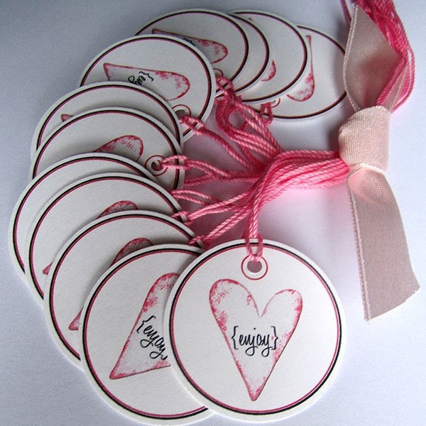 ENJOY Pink Heart Prestrung Circle Tags - Set of 12