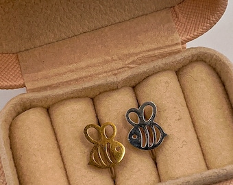 Ear clips children bees, cute bee ear clips for children, earrings without ear holes, girls ear studs, painless earrings,