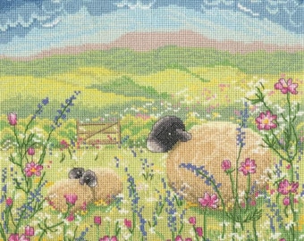 Kit de Ponto Cruz "São as Pequenas Coisas da Vida" - Ovelha e Cordeiro, da Bothy Threads