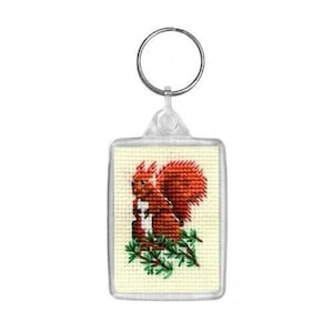 Red Squirrel Keyring Cross Stitch Kit (Textile Heritage)