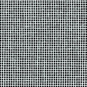 Op de afbeelding: Een witte mesh stof met een zwart rasterpatroon. De mesh is geweven met kleine vierkante gaten.