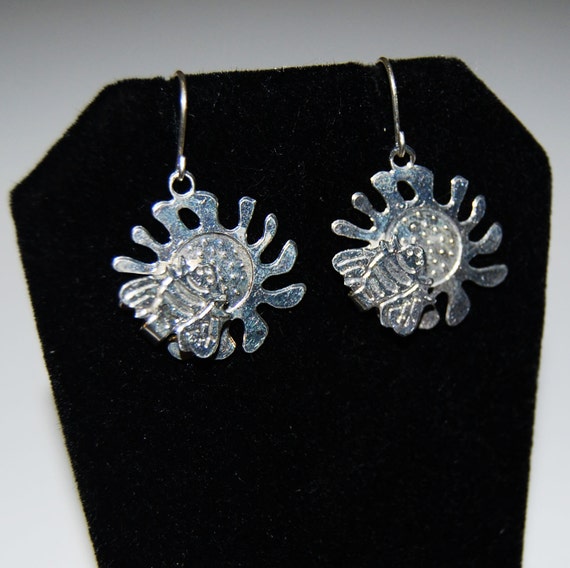 Sterling Silver Sunflower and Bee Dangle earrings - image 1