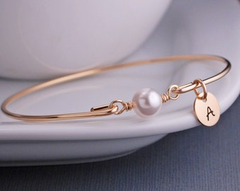 Gold Bangle Bracelet, White Pearl Bracelet, Valentine’ Day Gift for Her Simple Gold Bracelet, Pearl Jewelry, Gift for Wife Gold Bangle Bracelet, White Pearl Bracelet, Valentine’ Day Gift for Her Simple Gold Bracelet, Pearl Jewelry, Gift for Wife