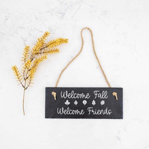 Decoración de otoño para el hogar Letrero de bienvenida para puerta de bienvenida a otoño, Decoración de otoño, Decoraciones de otoño, Letrero para porche delantero, Letrero de pizarra para puerta, Perchero de bienvenida para puerta
