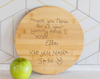 Handwriting Cutting Board For Mom, Personalized Gift For Nana, Grandma Gift, Mother's Day Gift From Kids, Round Wood Serving Board