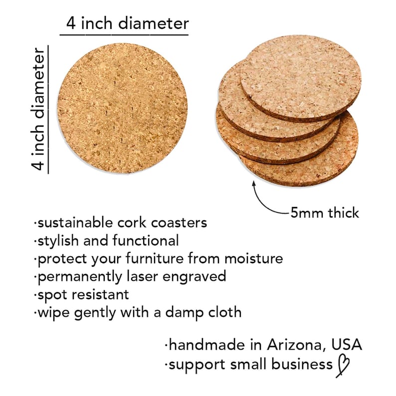Puede incluir: Conjunto de cuatro posavasos de corcho, cada uno con un di&aacute;metro de 10 cm y un grosor de 5 mm. Los posavasos est&aacute;n hechos de corcho natural y tienen un color marr&oacute;n r&uacute;stico. Est&aacute;n dise&ntilde;ados para proteger los muebles de la humedad y son resistentes a las manchas. Los posavasos est&aacute;n hechos a mano en Arizona, EE. UU. y apoyan a las peque&ntilde;as empresas.