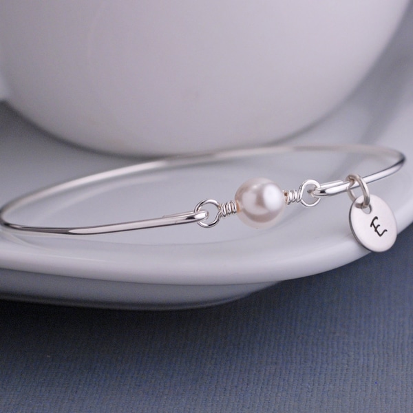 Pearl Bracelet, Personalized Bangle Bracelet, Sterling Silver White Pearl Bracelet, Bridesmaid Gift for Her
