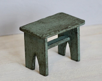 Dolls House Miniature Green Stool