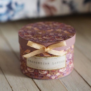 Dolls House Miniature William Morris pink hat storage box in 12th scale