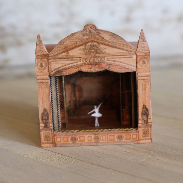 Maison de poupée miniature théâtre vintage en papier