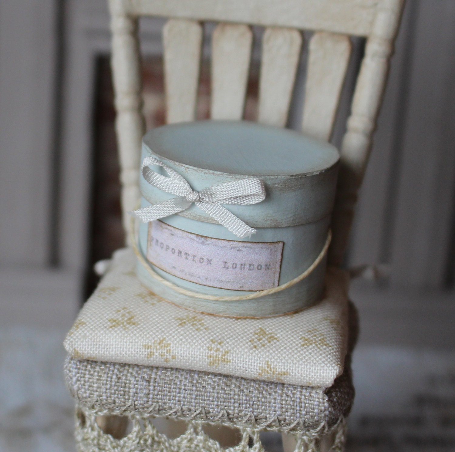 Dolls House Miniature Vintage Hat Box in Blue 12th Scale Etsy UK