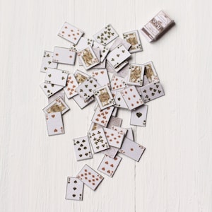 Domek dla lalek Miniaturowe zabytkowe karty do gry