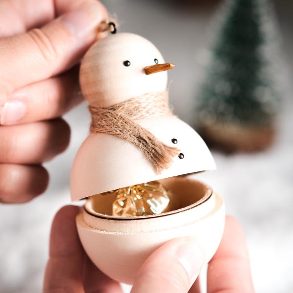 Secret Snowman Christmas Ornament Decoration