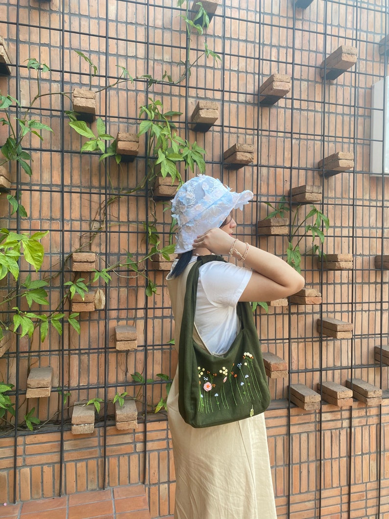 Oyako Hand-embroidered bag from Thailand zdjęcie 2