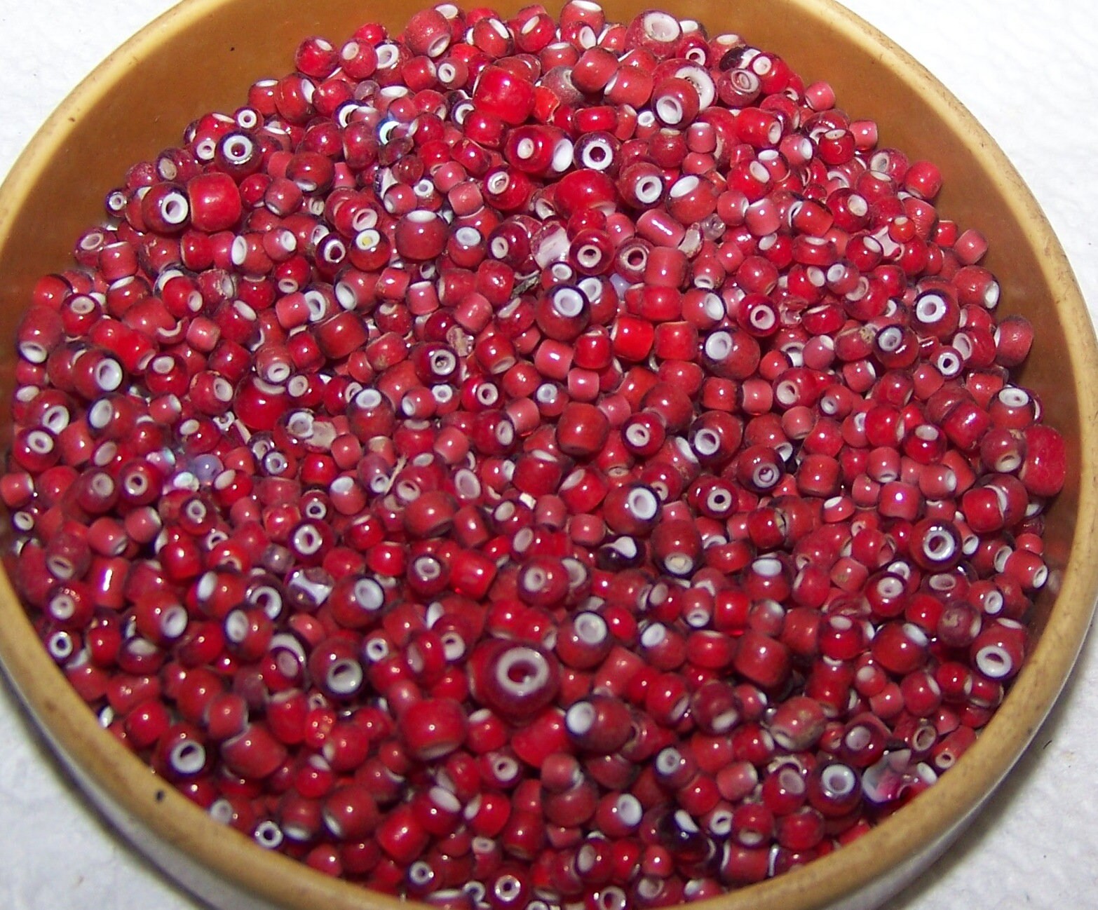 Antique Vintage Seed Beads 10 Grams White Heart Red Etsy UK