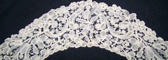 Antique  Handmade  Duchesse Bobbin  Lace Collar L… - image 7