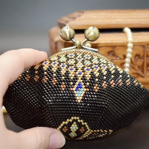 Bead crochet pattern For beaded kiss lock coin purse + DIY step by step  tutorial