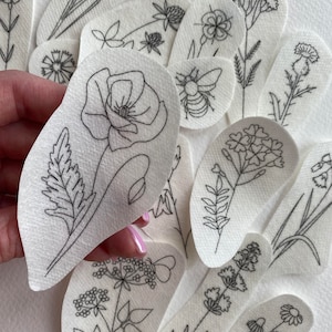 VILDBLOMMA-stick-och-stygn-designer, botaniskt stick-och-stygn-broderipaket, blombroderi DIY, tvättbara broderidesigner