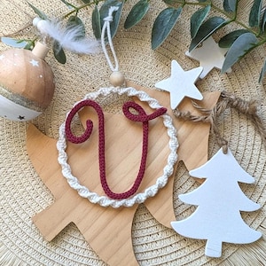 Bola navideña personalizada, carta tejida, pequeña corona navideña macramé personalizada, adorno navideño, decoración navideña