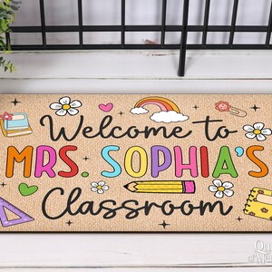 Felpudo de bienvenida personalizado para profesores, felpudo personalizado para aula, decoración para aula, regalo de agradecimiento para profesores, alfombra para profesores, felpudo de bienvenida imagen 3