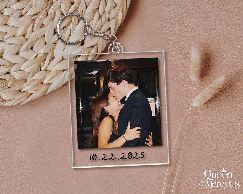 Custom Couple Polaroid Photo Keychain, Valentines Day Gift For Him Her, Personalized Photo Key Ring, Boyfriend Husband Gift image 6