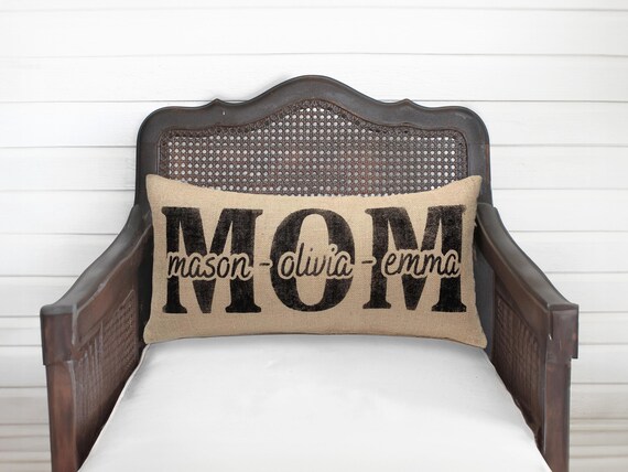 Personalized Mom Pillow with Children's names - Mom Gift Personalized - First Mother's Day - Personalized Gift for Mom