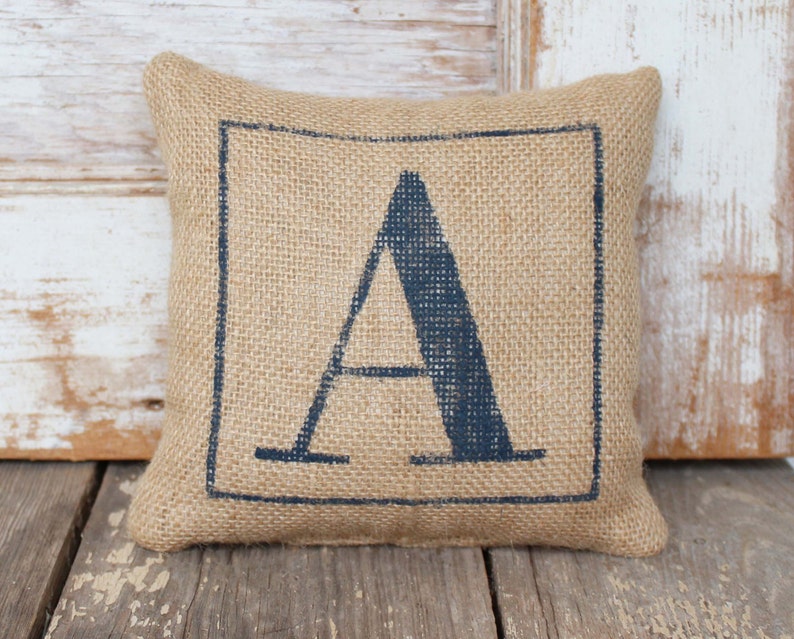 Classic Monogram Burlap Doorstop Burlap Fabric Doorstop Personalized Monogram Home Decor Door Stop Bild 1