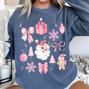 Pink Santa Retro Christmas T-Shirts for Women Pink Christmas Matching Family Shirts Pink Vintage Holiday Party Girly Christmas