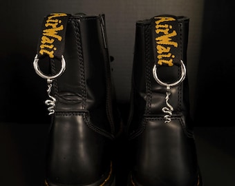 Schlange Boot Anhänger - Critter Lovers, Alternative Punk Accessoires, Emo Fashion, Gothic Doc Martens Schmuck