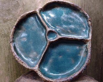 6" trefoil sea plate by Joel Patton