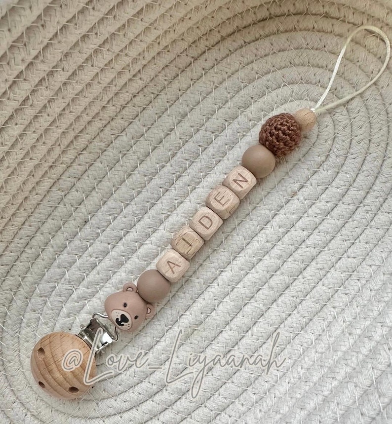 Personalised teddy bear dummy clip: wooden and silicone baby dummy holder neutral newborn gift Aiden