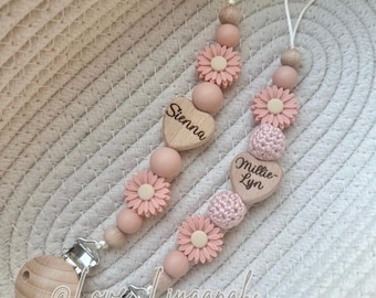 Personalised crochet dummy clip: peach flower daisy, engraved bead