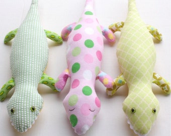 SALE Griffin Gator PDF Doll Pattern