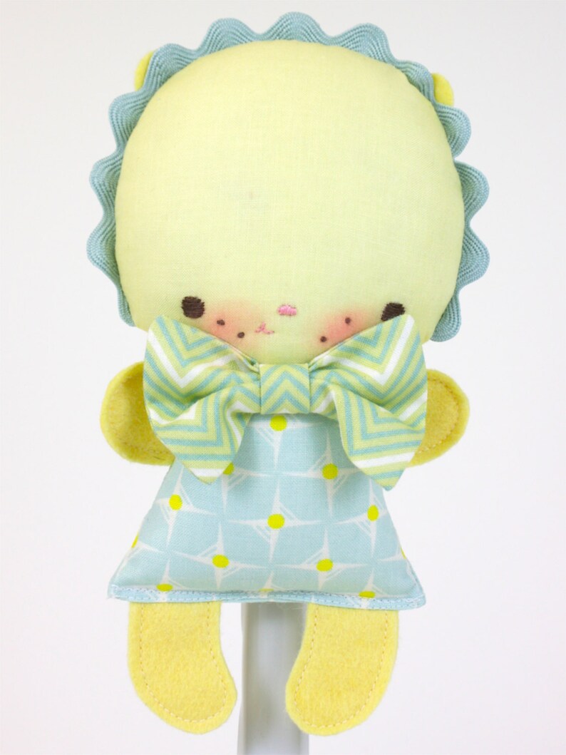 SALE Gryf & Minerva Wittle Whimsy Doll PDF Pattern image 2