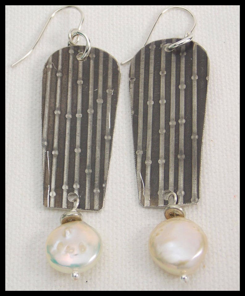 BAMBOO & PEARLS Freshwater Coin Pearls Embossed Pewter