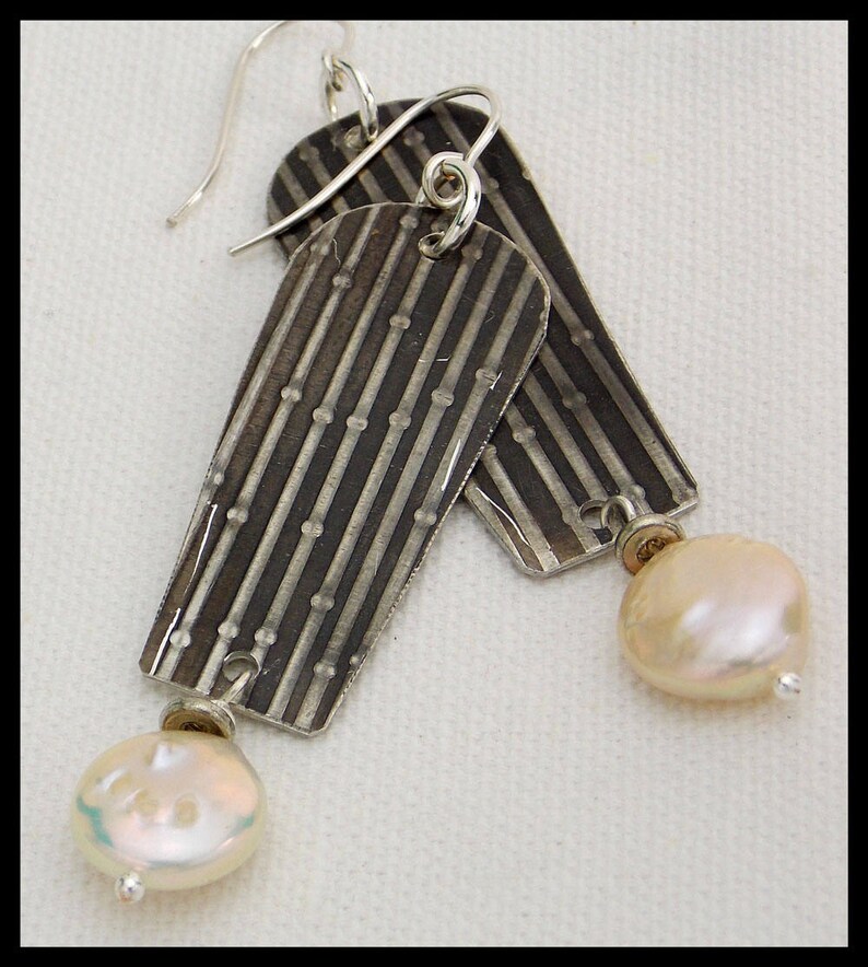 BAMBOO & PEARLS Freshwater Coin Pearls Embossed Pewter