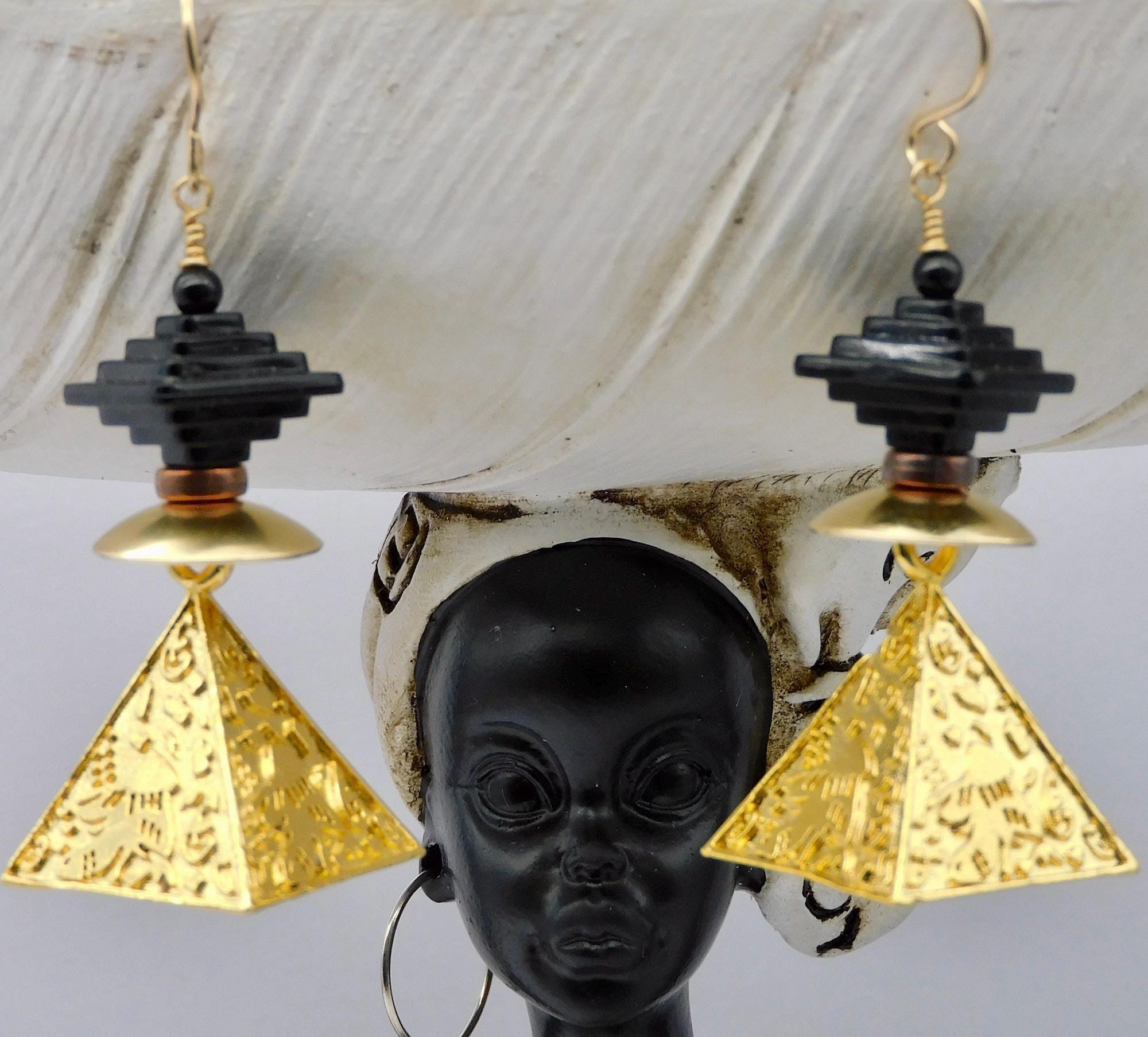 Orecchini Lunghi A Goccia Piramide Egiziani Fatti A Mano In Argento Sterling 1,75 Pollici