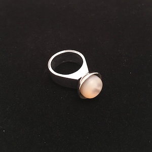 Pearl ring,modern jewelry,one of a kind jewelry,mother of pearl, mother of pearl jewelry,sterling ring,recycled jewelry