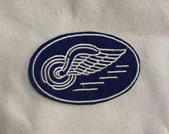 Vintage Winged Wheel Patch - Sew on fabric patch badge - Workwear, Car Race, Moto, Race