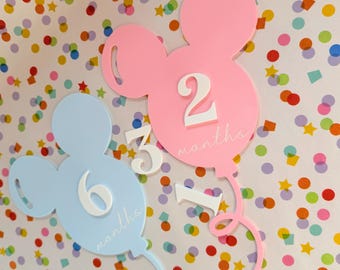 Mickey Balloon Monthly Milestone Disc – Baby Milestone Tracker – Double-Sided Wooden Newborn Photo Prop – Disney Baby – Baby Shower Gift