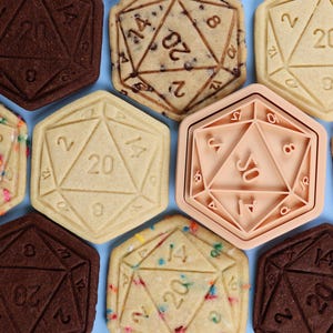 D20 Cookie Cutter Stamp Set: Dungeons and Dragons Game Night - 4.25&quot;