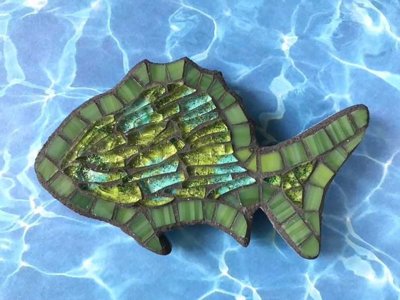 Recycled tempered glass mosaic fish magnet green with mixed colors glitters ceramic magnet fish lover gift