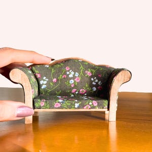 SVG Cut Files and PDF file for 1:12 scale dollhouse miniature |  Dollhouse Sofa | 1/12 scale | SVG cut for Cricut Maker