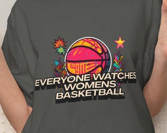 Jeder Uhren Frauen Basketball T-Shirt | WNBA Spieler Paige Bückers Azzi Fudd Mannschaft