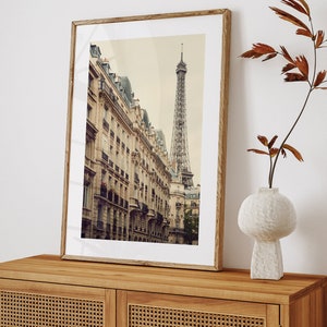 Eiffel Tower Photograph, Paris Photography Print, Vertical Paris Print, Large Art, Eiffel Tower Picture, Girlfriend Gift for Her afbeelding 1