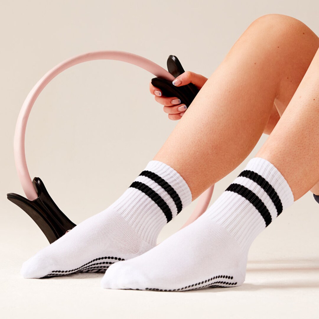 Produktbild von Pilates Socken KEYRI Yoga Socken 4-Pack - Rutschfeste Grip Socken Für Pilates, Barre & Fitness Yoga Socken Damen 39-42