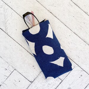 Padded Glasses Sleeve: Geometric Print Soft Case