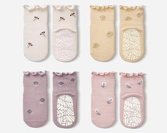 Organic Cotton Anti-Slip Baby Socks – Crochet Pattern, 4 Pairs